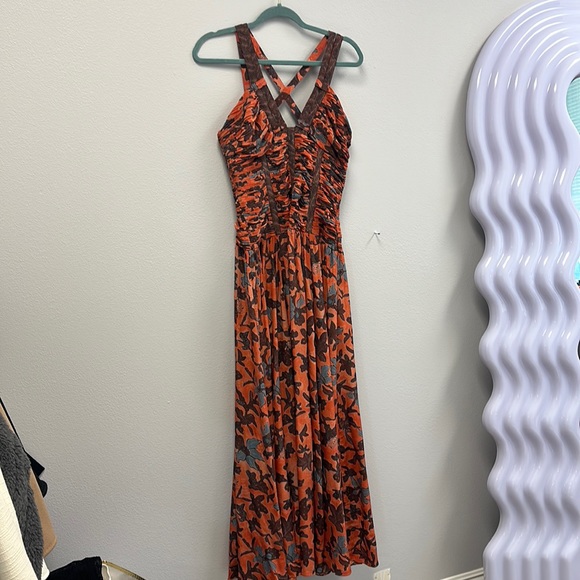 Anya open-back ruched floral-print silk-crepe maxi dress - Picture 4 of 11